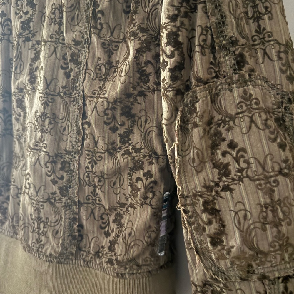 Reversible 2 Patterned Jacket - Picture 5 of 9